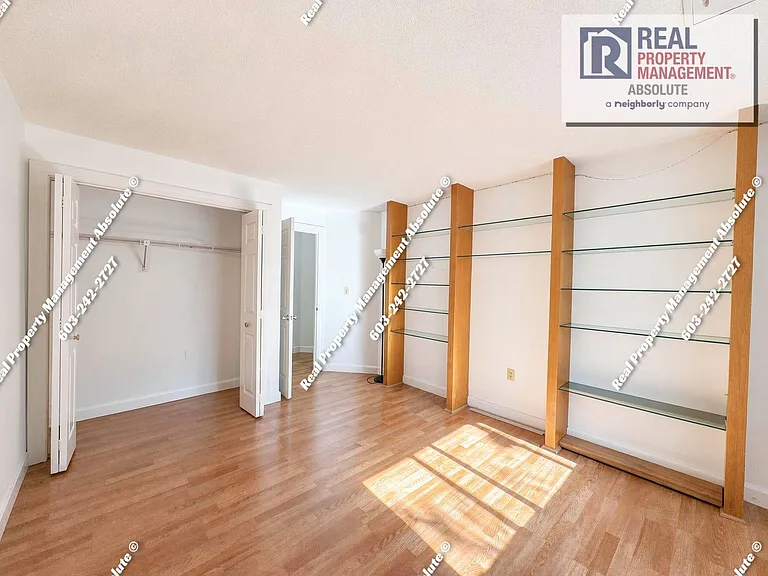 110 Coliseum Ave #108 — Photo 16