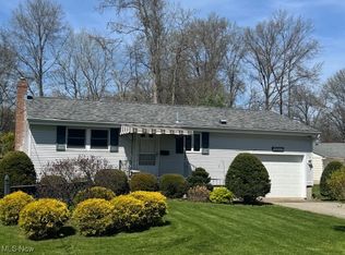 1938 Maple St, Salem, OH 44460