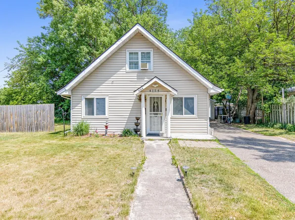 4154 Yates Ave N, Robbinsdale, MN 55422