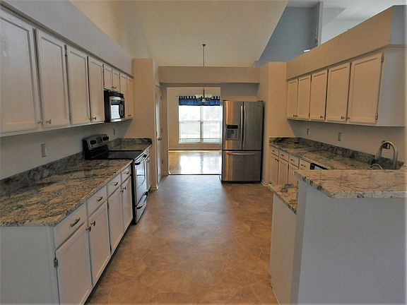 5th image of 12023 Sheldrake Ct