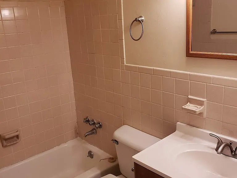 861 W Ocean View Ave — Photo 6