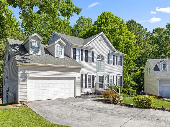 3rd image of 146 Comata Rd