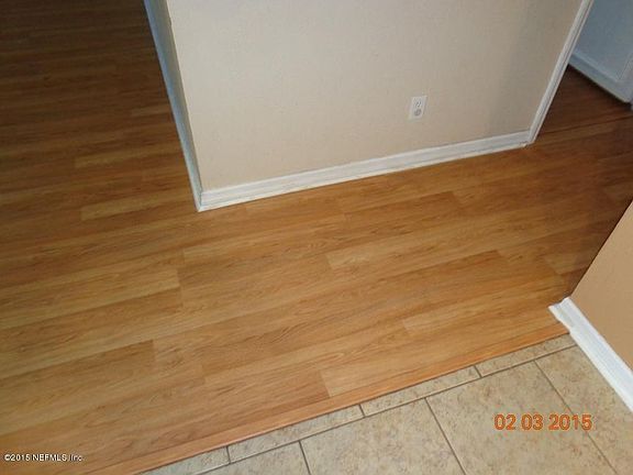 5th image of 285 Lee Dr
