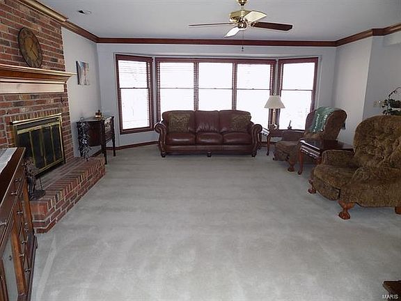 3rd image of 1322 Dietrich Oaks Dr