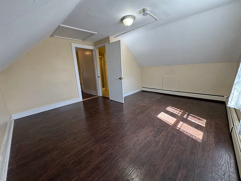 154 Washington St #3 — Photo 12