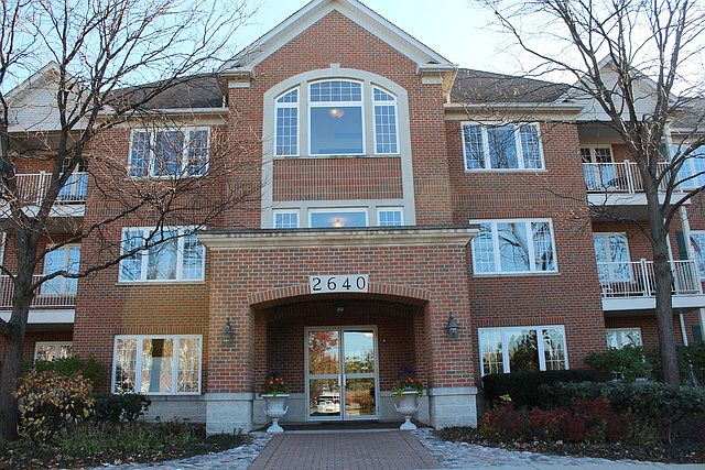 1st image of 2640 Summit Dr Unit 107