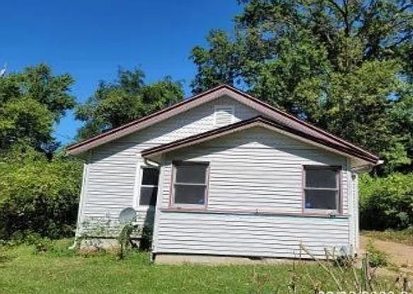 279 Habecking Dr photo 1