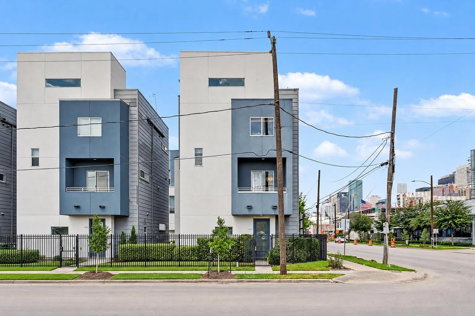 2 bed, 2.5 bath, 2008 sqft, $2,900 — Photo 3