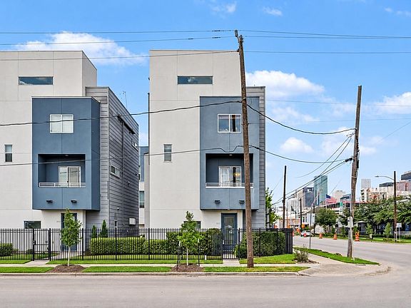 3rd image of 1614 Bastrop St