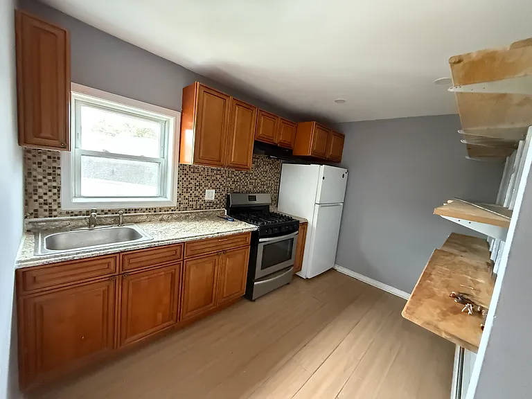 11015 Rockaway Blvd #2 — Photo 3