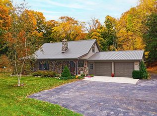 17417 Rosecrans Rd, Maribel, WI 54227