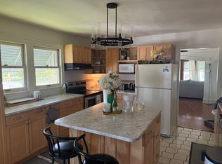 2102 N 60th St, Milwaukee, WI 53208