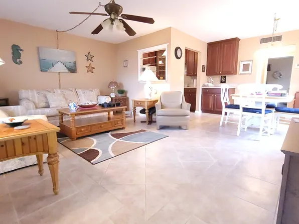 81 Coventry D, West Palm Beach, FL 33417