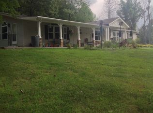 3133 Grandma Barnes Rd, Nashville, IN 47448