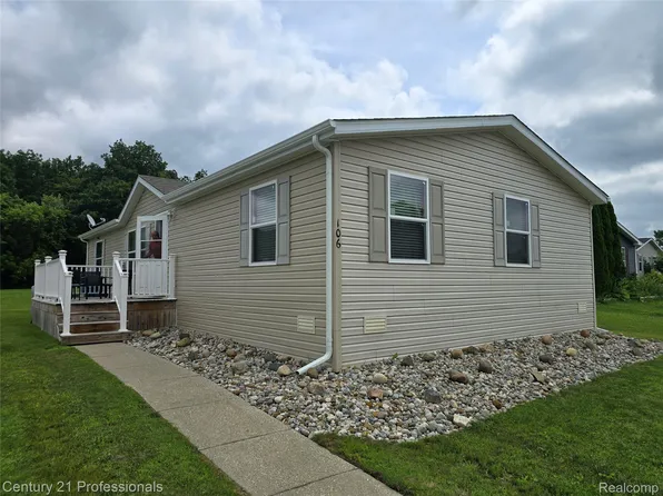 106 Chestnut Cir W, Davison, MI 48423