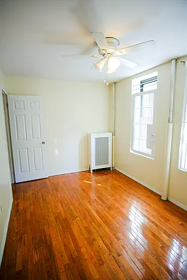 Rented by Bohemia Realty Group | media 19