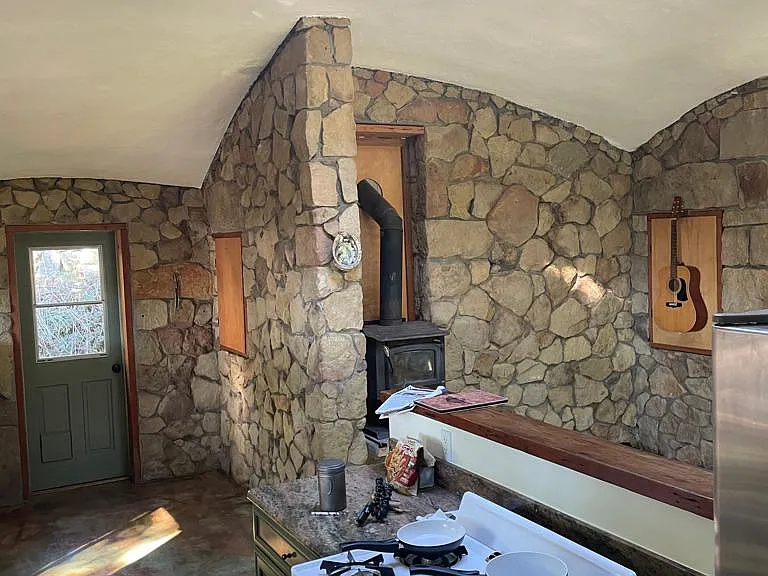 W Mountain Dr — Photo 30