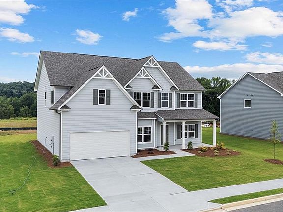 2nd image of 137 Hampton Hollow Dr