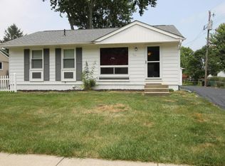 104 South St, Groveport, OH 43125