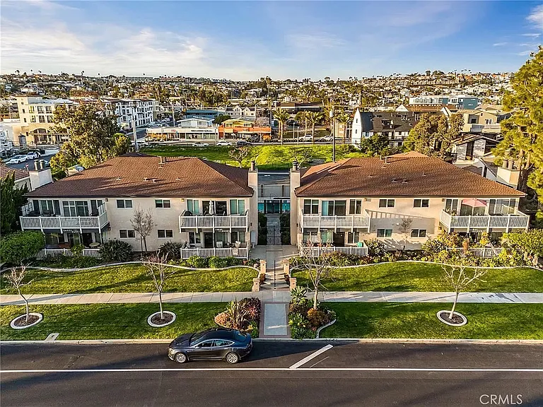 24643 Santa Clara Ave #7 — Photo 31