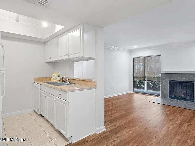 100 Fairway Park Blvd #802 — Photo 7
