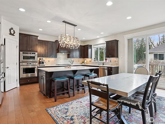 4th image of 14025 163rd Place SE