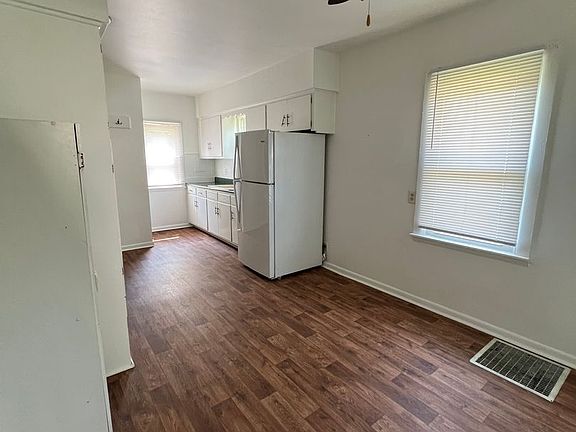 4th image of 3116 W Alice Ave