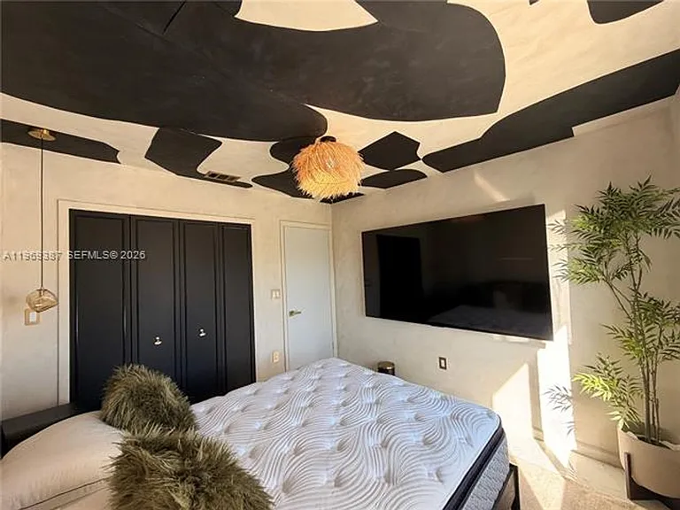 14617 SW 167th Ter — Photo 9
