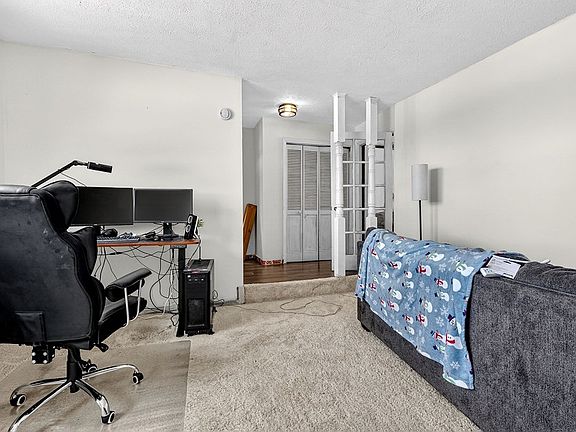 3rd image of 146 Dc Ln