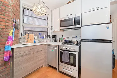 Rented by Living New York