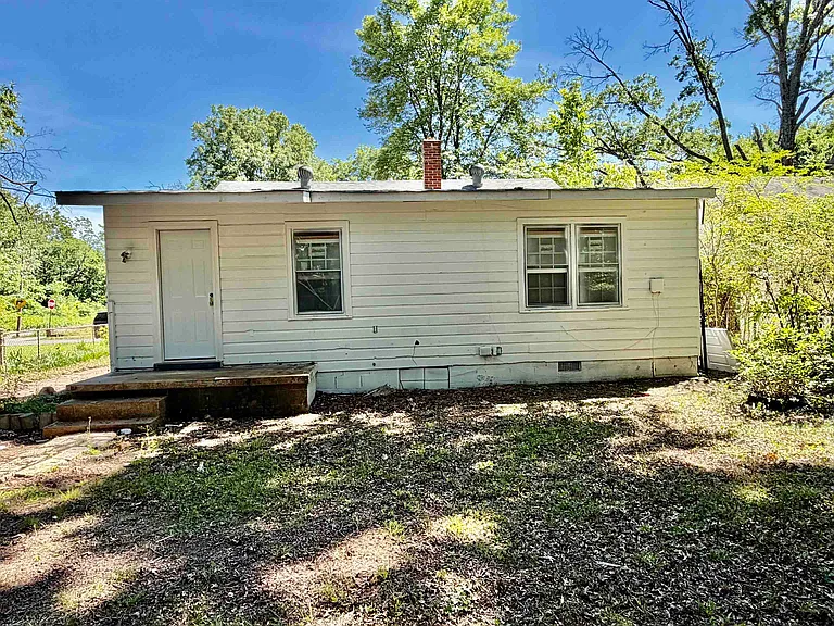 3800 E Mallory Ave — Photo 4