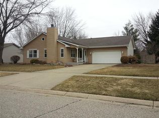 311 Sunburst St, Flushing, MI 48433