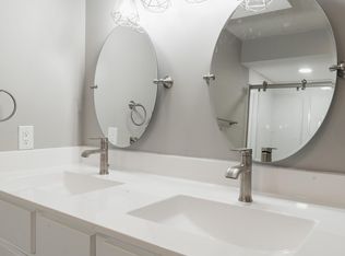 7337 Collister Rd #1, Lincoln, NE 68516