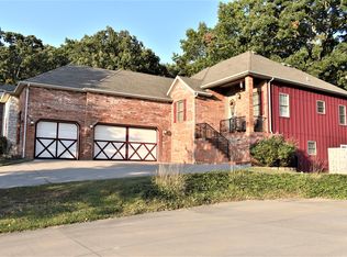 770 S 21st Ave, Ozark, MO 65721