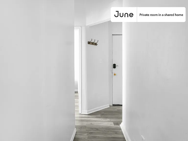 243 E Broadway #A — Photo 10