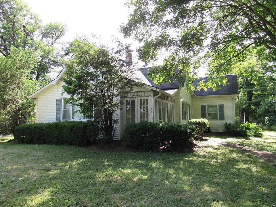 Welcome to 9866 Haverstick Road.