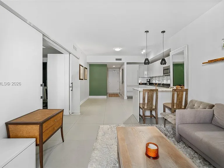 1010 Brickell Ave #2008 — Photo 10