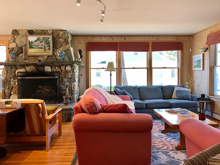 31 W Marginal Rd — Photo 10