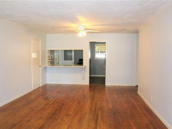 5th image of 1709 Orchid St