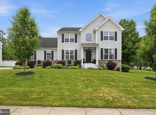 3 Tomasello Dr, Millville, NJ 08332