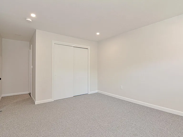 56 Jacqueline Rd #10 — Photo 17