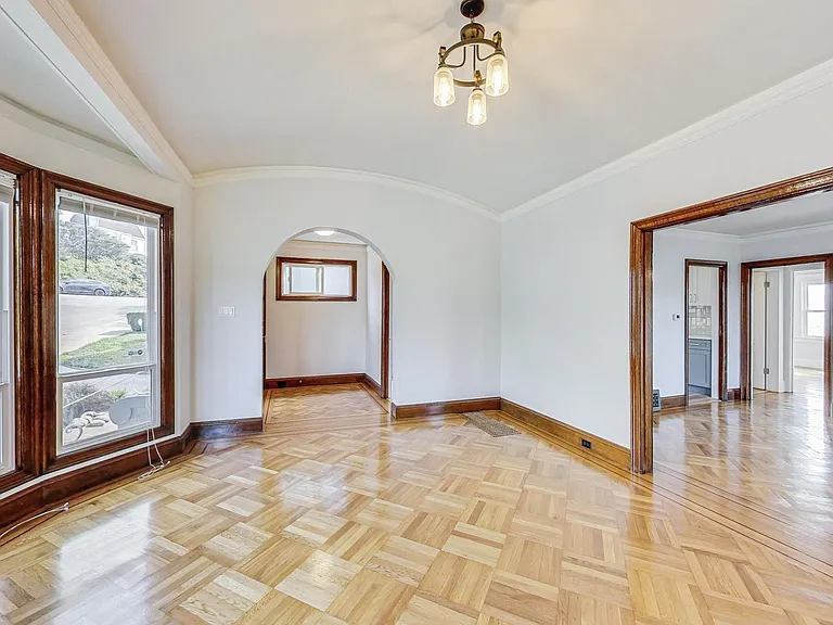 785 Mangels Ave — Photo 4