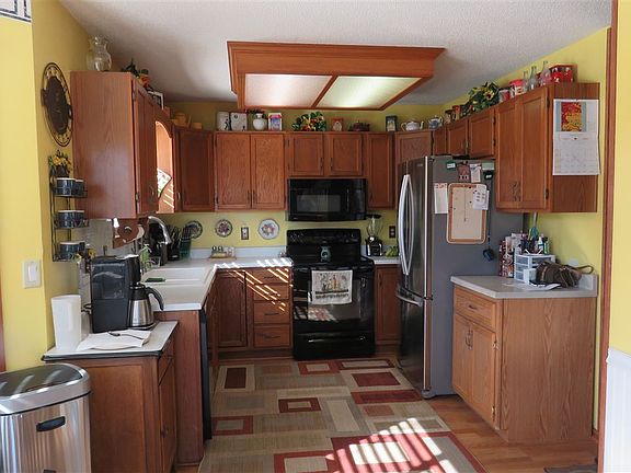 3rd image of 2106 Logan Ct