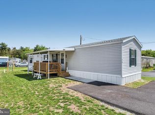 2215 Biglerville Rd TRAILER 15, Gettysburg, PA 17325