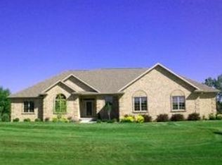 2870 Woodhaven Dr, De Pere, WI 54115