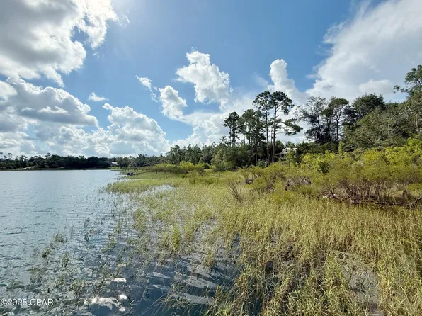 22 Seminole Ln, Marianna, FL 32448