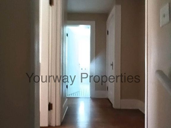 5th image of 175 Winbourne Rd