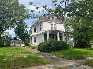 1041 Waverly Pl, Schenectady, NY 12308