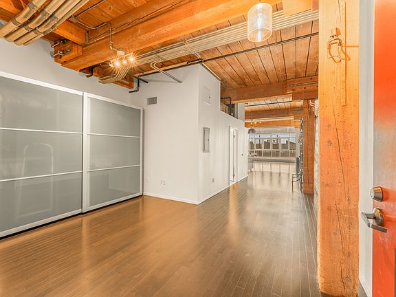 2nd image of 530 S Hewitt St #428