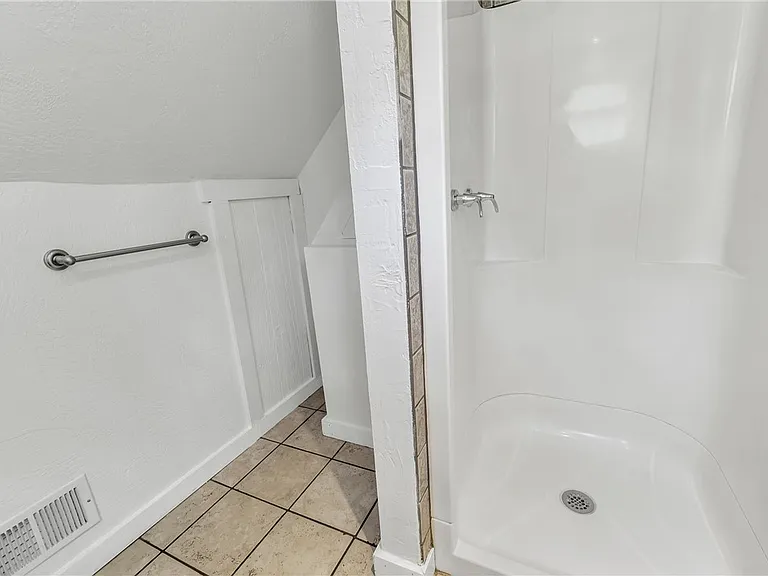 116 Purvis Ln — Photo 28